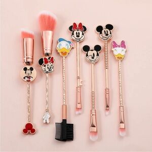 Disney Mickey and Friends Makeup Brush Set
